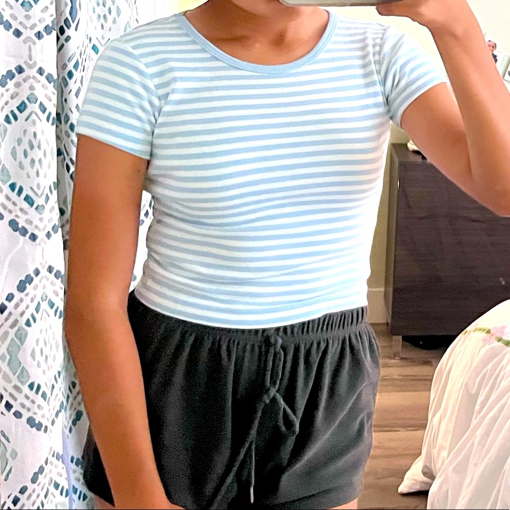 {Brandy Melville} BLUE/WHITE STRIPED SHIRT
